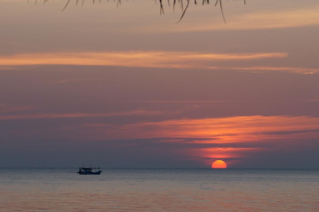 Lomtalay Resort Trat Laem Ngop Exterior photo