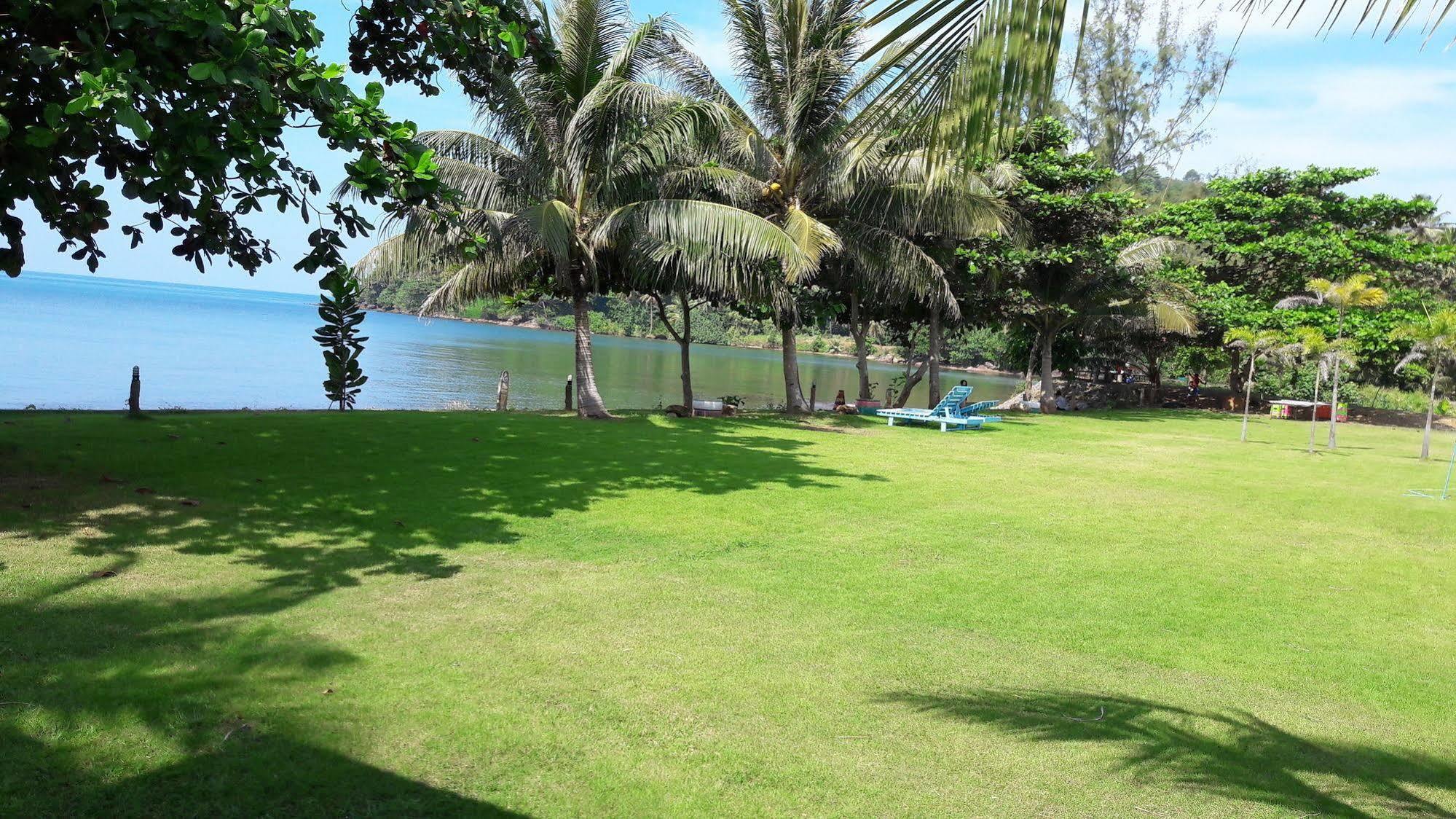 Lomtalay Resort Trat Laem Ngop Exterior photo